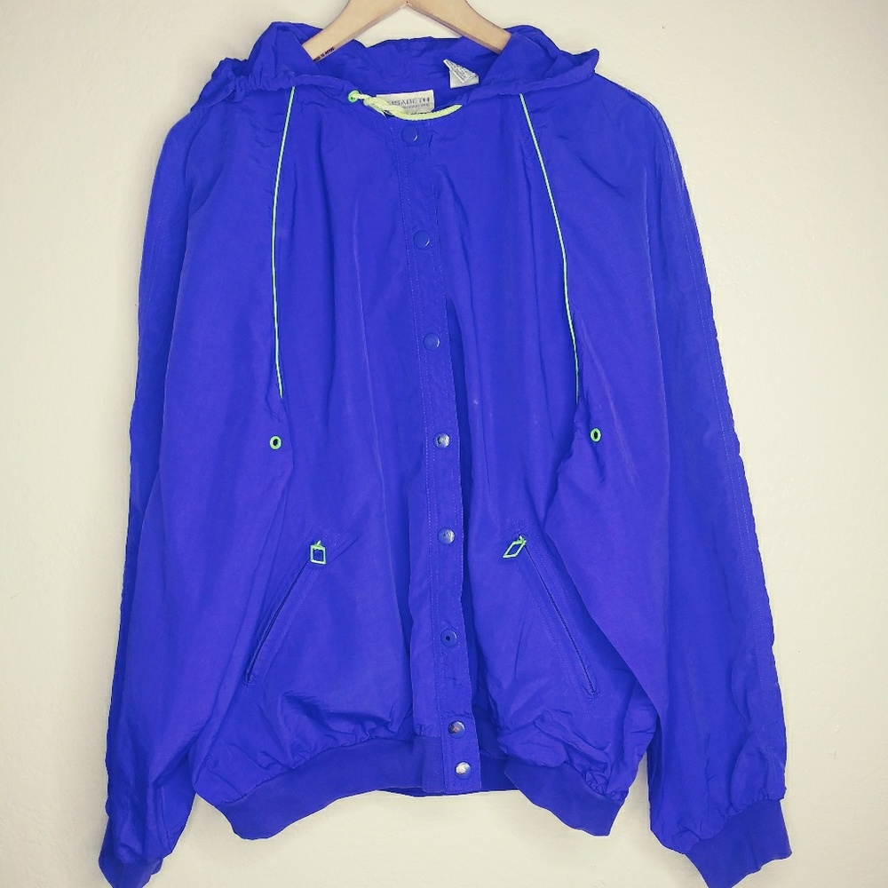 Wind breaker size 2